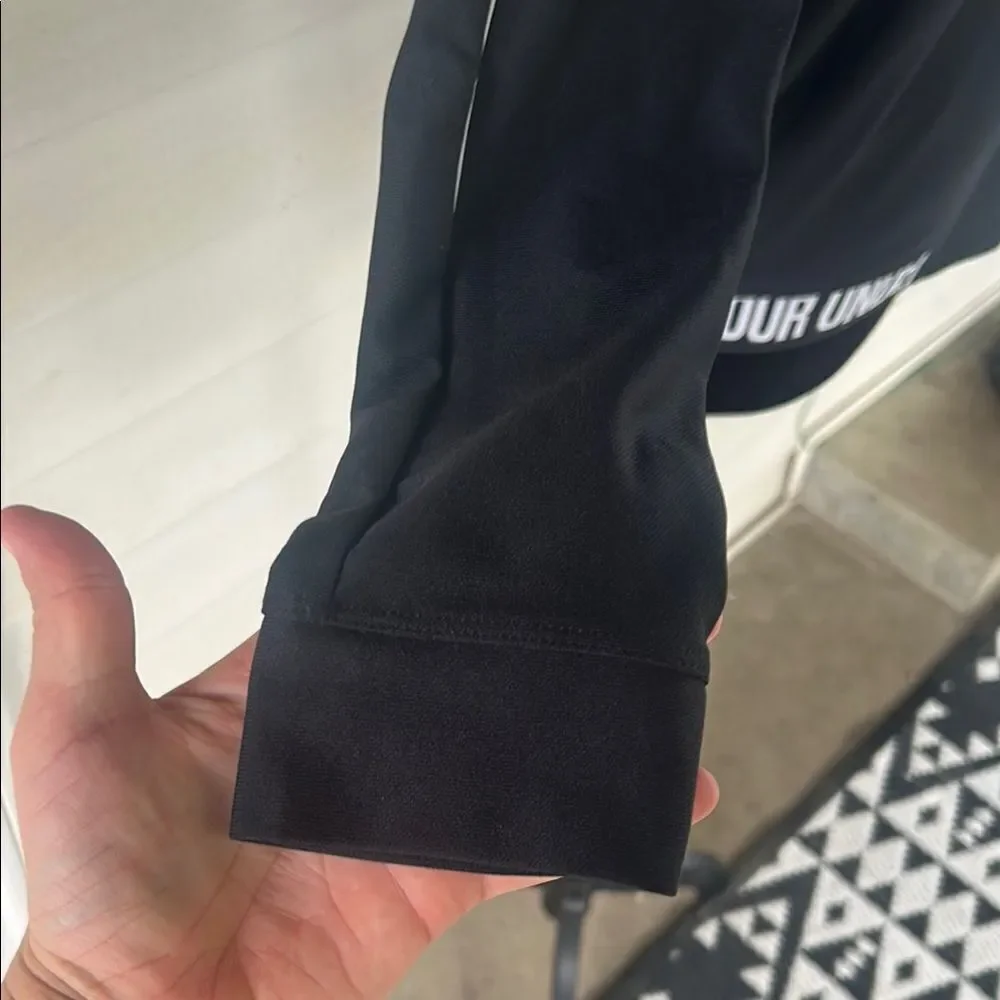 Under Armour Black HeatGear Jacket   E